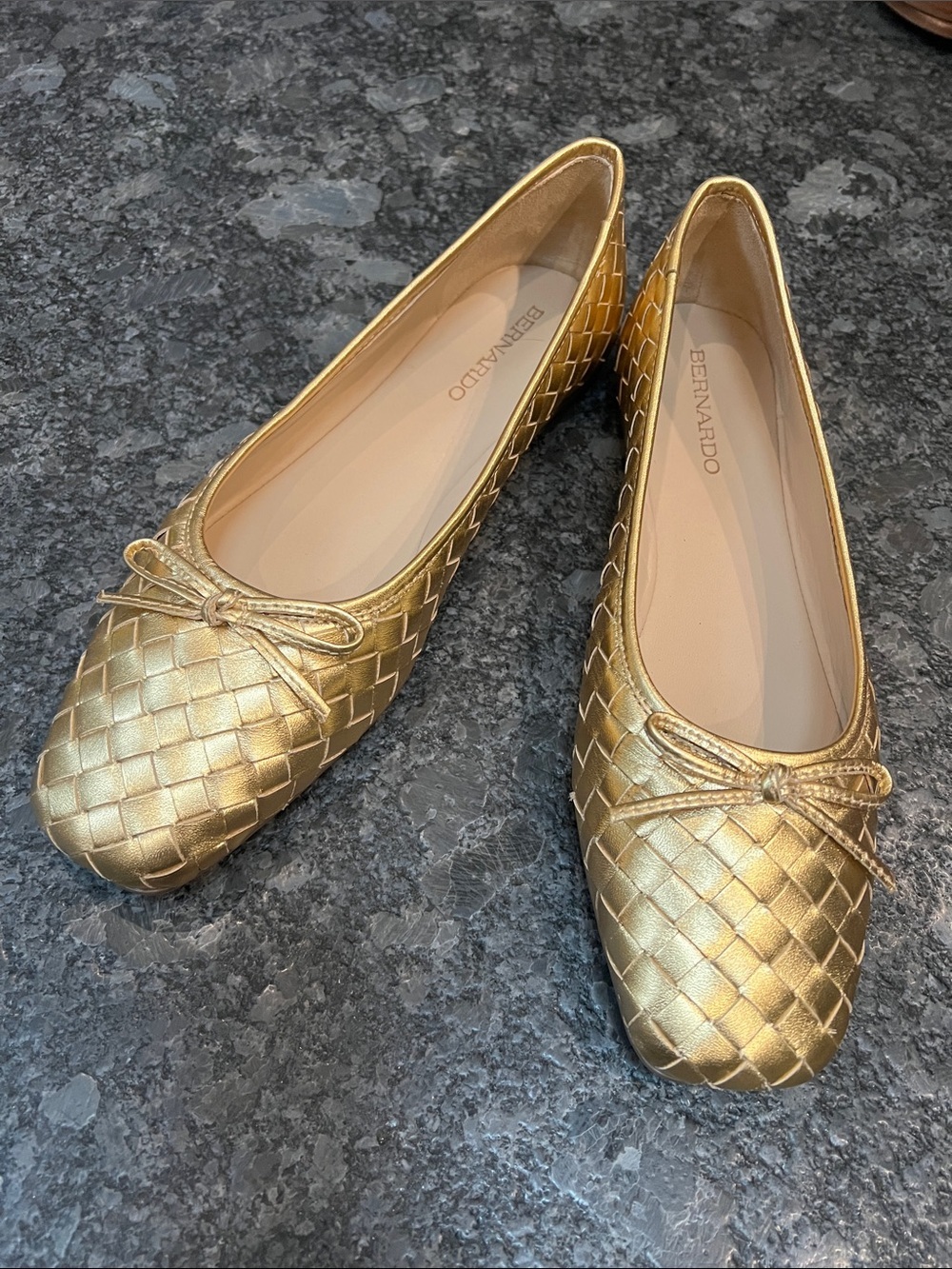 Bernardo Sz 8.5 Gold Gwynn Woven Leather Slip-On Ballet Flats - New